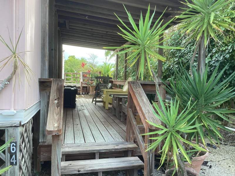 2 bedroom Mobile Home at 264 Mars Lane, Geiger Mobile Home (9.0), Geiger Key — photo 2