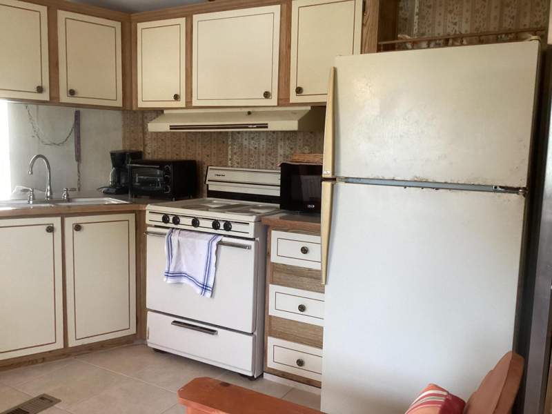 2 bedroom Mobile Home at 264 Mars Lane, Geiger Mobile Home (9.0), Geiger Key — photo 5
