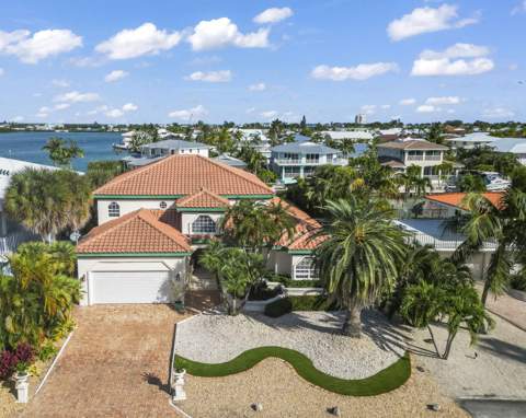 820 12Th Street, Key Colony FL - photo 12 of 57