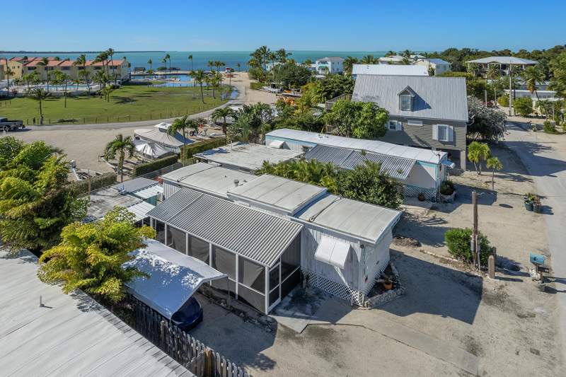2 bedroom Mobile Home at 135 Airstream Lane, Vacation Village - Amd (89.0), Plantation Key — photo 5