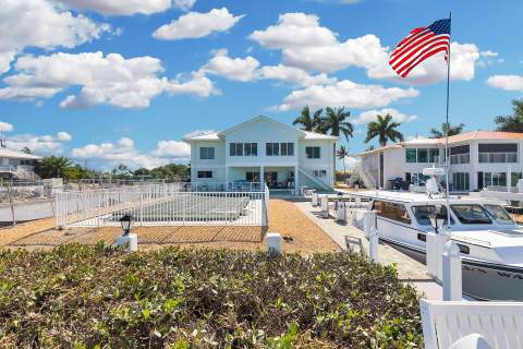 900 Shelter Bay Dr Ocean Drive, Key Colony FL - photo 21 of 73