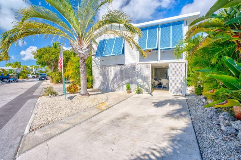 2 bedroom Mobile Home at 701 Spanish Main Drive #140, Venture Out (23.0), Cudjoe Key — photo 2