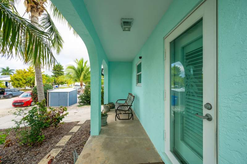 3 bedroom Single Family Residence at 1613 Trinidad Drive, Riviera Shr Amd Plat (3.0), Key West — photo 3