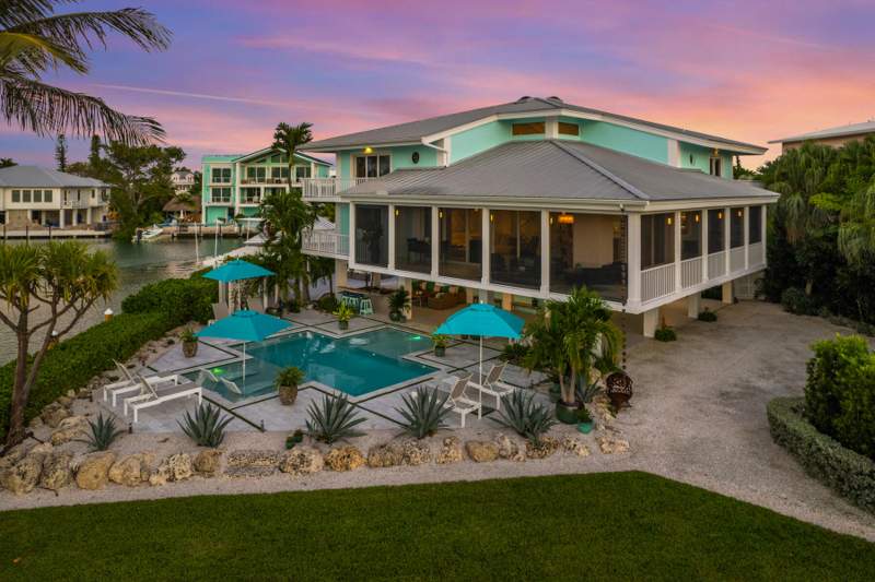 6 bedroom Single Family Residence at 186 & 165 Bayview Drive, Safety Harbor (74.0), Lower Matecumbe — photo 4