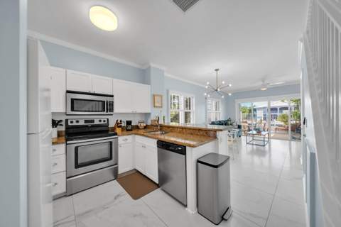 7026 Harbor Village Drive, Duck Key FL - photo 21 of 50