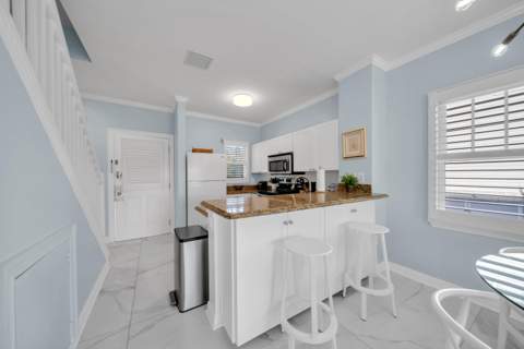 7026 Harbor Village Drive, Duck Key FL - photo 23 of 50