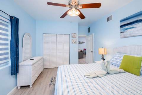 410 10Th Street, Key Colony FL - photo 16 of 67