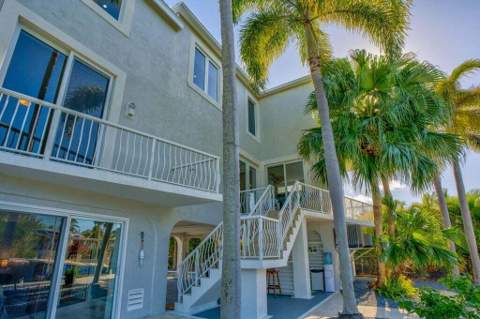 17183 Coral Drive, Sugarloaf Key FL - photo 20 of 87
