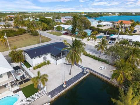 30368 Killdeer Lane, Big Pine Key FL - photo 9 of 59
