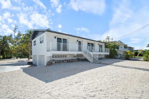 30368 Killdeer Lane, Big Pine Key FL - photo 11 of 59