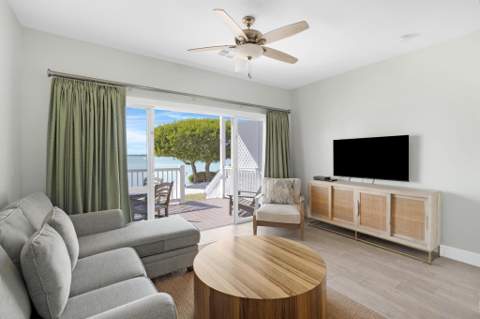5006 Sunset Village Drive, Duck Key FL - photo 12 of 39