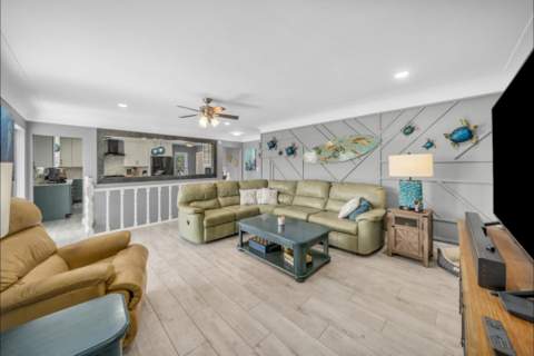247 W Seaview Circle, Duck Key FL - photo 15 of 61