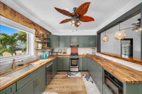247 W Seaview Circle, Duck Key FL - photo 10 of 61