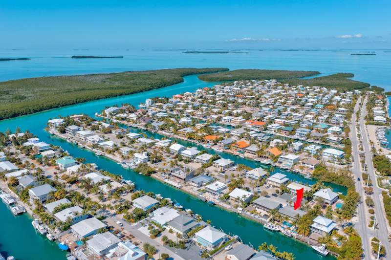 5 bedroom Single Family Residence at 105 Palo De Oro Drive, Venetian Shores (86.0), Plantation Key — photo 2