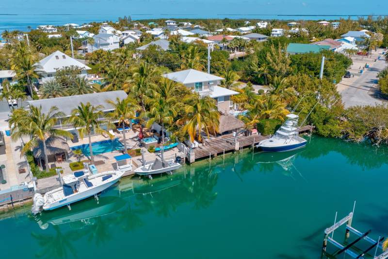 5 bedroom Single Family Residence at 105 Palo De Oro Drive, Venetian Shores (86.0), Plantation Key — photo 3