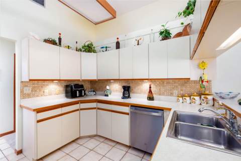 216 Sonny Road, Plantation Key FL - photo 14 of 62