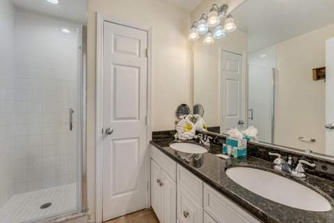 7061 Harbor Village Drive, Duck Key FL - photo 20 of 51