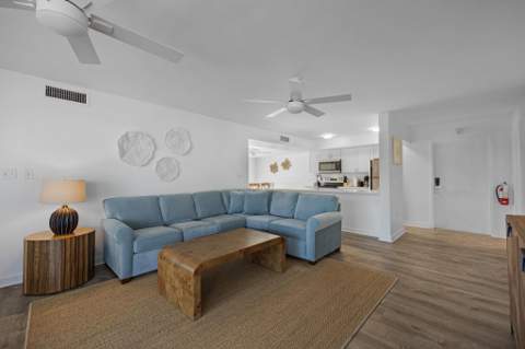 8204 Marina Villas Drive, Duck Key FL - photo 9 of 45