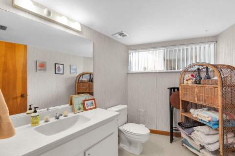 80450 Overseas Highway #Apt 106, Upper Matecumbe Key Islamorada FL - photo 13 of 35
