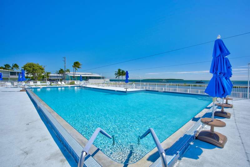 2 bedroom Mobile Home at 902 S Ruby Drive, Silver Shores (96.0), Key Largo — photo 2