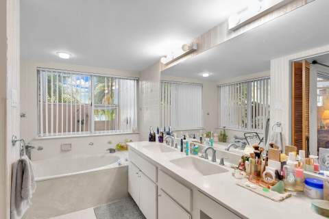 80450 Overseas Highway #Apt 106, Upper Matecumbe Key Islamorada FL - photo 17 of 35