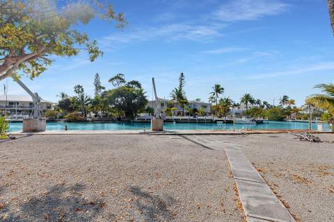 154 S Indies Drive, Duck Key FL - photo 8 of 20