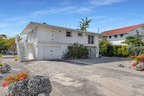 154 S Indies Drive, Duck Key FL - photo 13 of 20