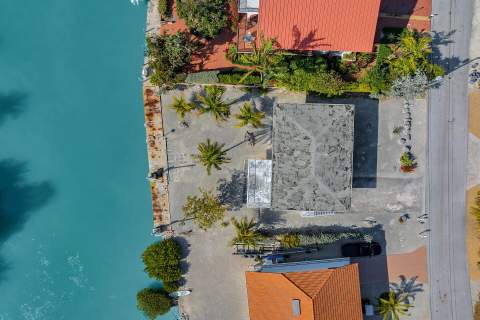 154 S Indies Drive, Duck Key FL - photo 6 of 20