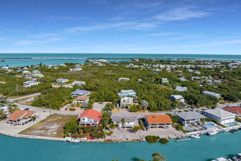 2 bedroom Single Family Residence at 154 S Indies Drive, Center Island (Toms Harbor) (61.0), Duck Key — photo 3