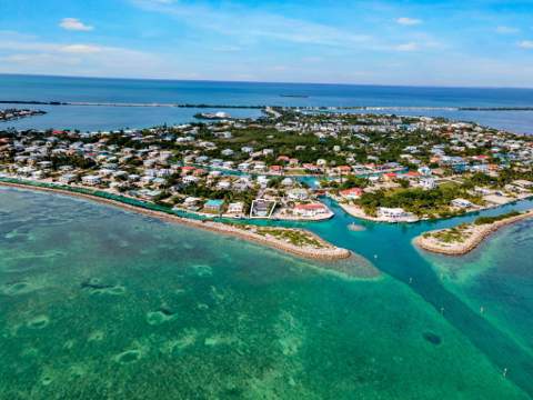 210 W Seaview Circle, Duck Key FL - photo 14 of 69