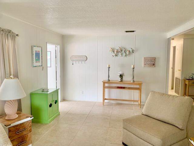 2 bedroom Mobile Home at 914 S Emerald Drive, Silver Shores (96.0), Key Largo — photo 4