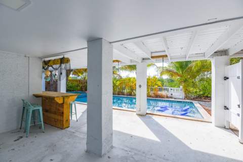 216 Newfound Boulevard, Big Pine Key FL - photo 18 of 48