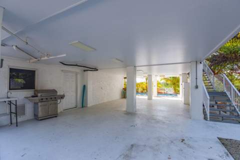 216 Newfound Boulevard, Big Pine Key FL - photo 14 of 48