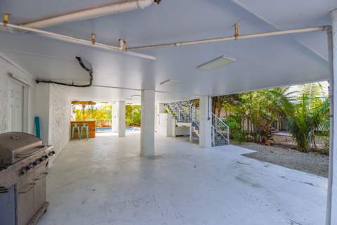 216 Newfound Boulevard, Big Pine Key FL - photo 15 of 48