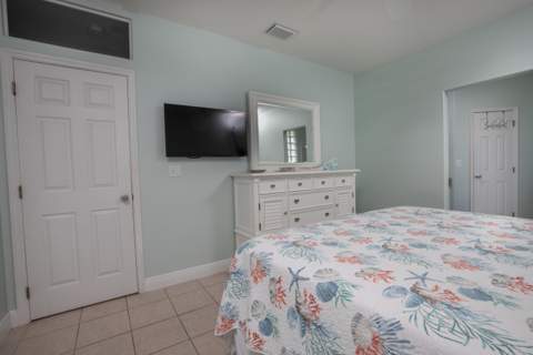 441 3Rd Street, Key Colony FL - photo 9 of 30
