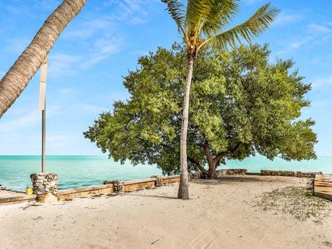 75131 Overseas Highway, Lower Matecumbe FL - photo 20 of 29