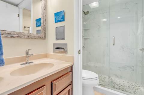 1001 W Ocean Drive #1-204, Key Colony FL - photo 22 of 50