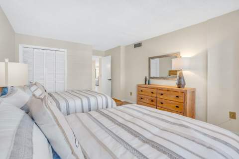 1001 W Ocean Drive #1-204, Key Colony FL - photo 24 of 50