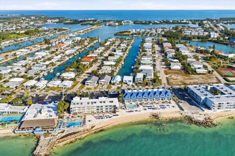 340-350 E Ocean Drive, Key Colony FL - photo 18 of 87