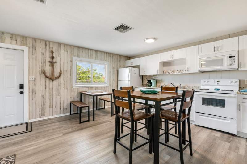 4 bedroom Duplex at 280/290 3rd Street, Key Colony Beach (53.5), Key Colony — photo 4