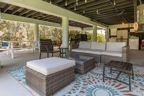 280/290 3rd Street, Key Colony FL - photo 13 of 28