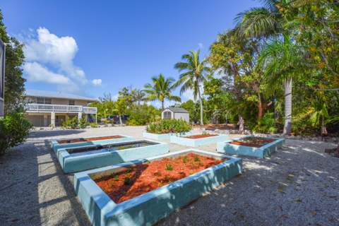 83 Sugarloaf Drive, Sugarloaf Key FL - photo 18 of 31