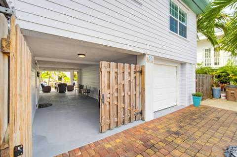 28560 Doubloon Road, Little Torch Key FL - photo 12 of 65