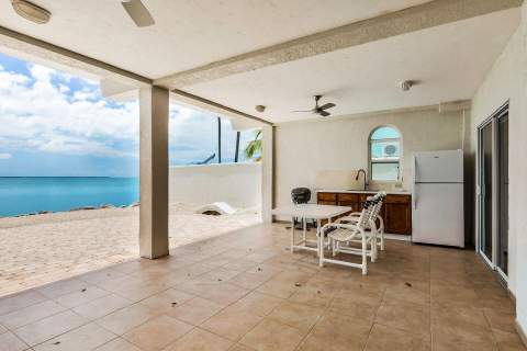 24348 Caribbean Drive, Summerland Key FL - photo 19 of 65