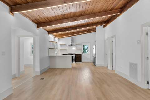 178 Coral Avenue, Plantation Key FL - photo 6 of 43