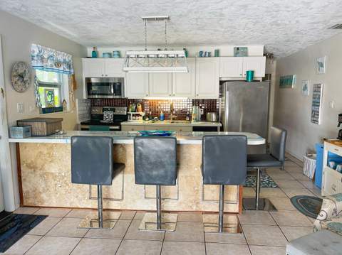 611 8Th Street, Key Colony FL - photo 19 of 37
