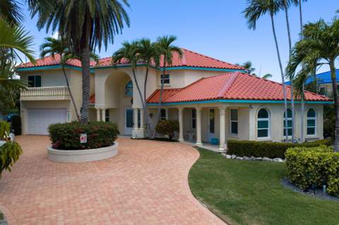 431 12th Street, Key Colony FL - photo 6 of 31