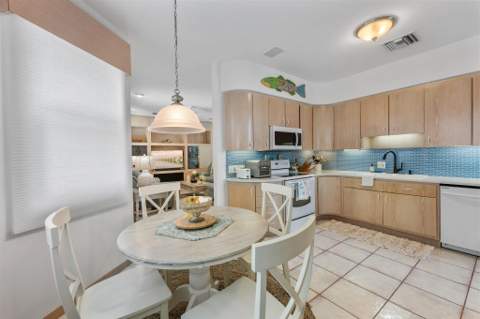 431 12th Street, Key Colony FL - photo 16 of 31