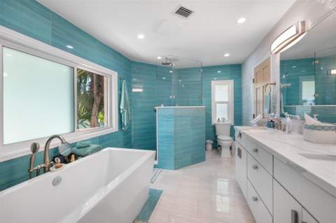 431 12th Street, Key Colony FL - photo 21 of 31