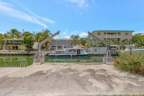 9 Jade Drive, Big Coppitt FL - photo 7 of 67